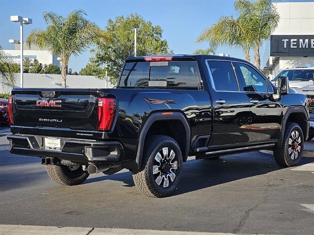 2024 GMC Sierra 2500HD 4WD Crew Cab Standard Bed Denali 22