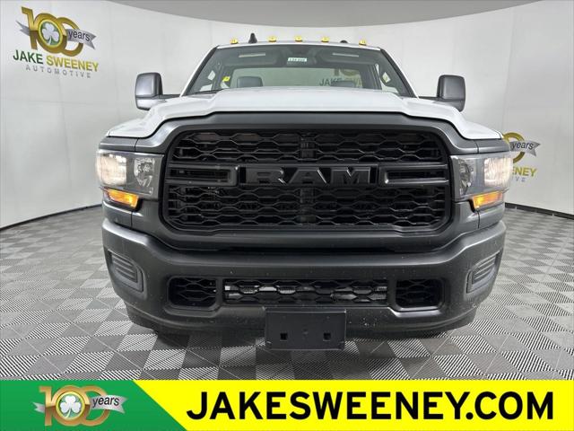 2024 RAM Ram 3500 Chassis Cab RAM 3500 TRADESMAN CHASSIS REGULAR CAB 4X4 60 CA