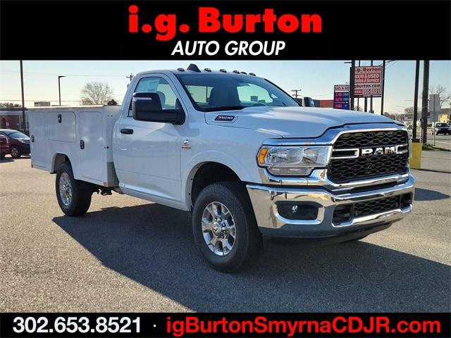 2024 RAM Ram 3500 Chassis Cab RAM 3500 TRADESMAN CHASSIS REGULAR CAB 4X4 60 CA