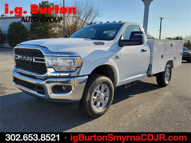 2024 RAM Ram 3500 Chassis Cab RAM 3500 TRADESMAN CHASSIS REGULAR CAB 4X4 60 CA