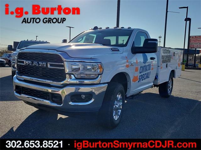 2024 RAM Ram 3500 Chassis Cab RAM 3500 TRADESMAN CHASSIS REGULAR CAB 4X4 60 CA