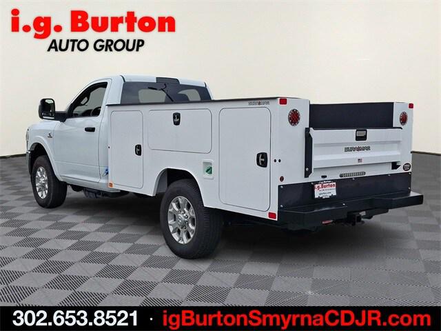 2024 RAM Ram 3500 Chassis Cab RAM 3500 TRADESMAN CHASSIS REGULAR CAB 4X4 60 CA