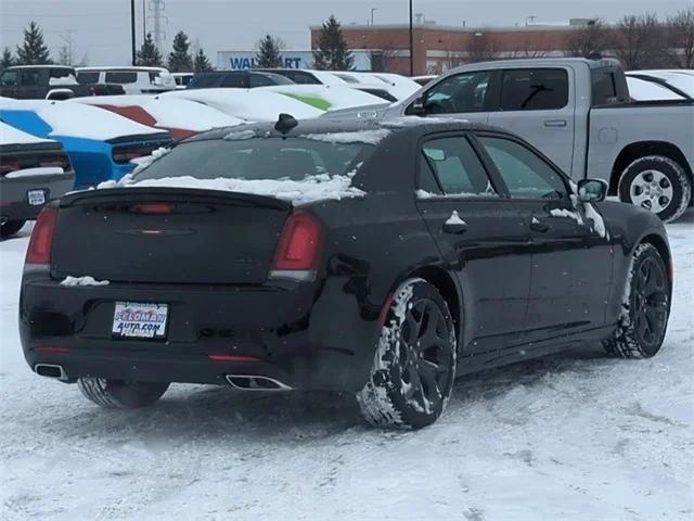 2023 Chrysler Chrysler 300 300S V8