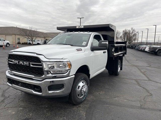 2024 RAM Ram 3500 Chassis Cab RAM 3500 TRADESMAN CHASSIS REGULAR CAB 4X4 60 CA 2024 RAM Ram 3500 Chassis Cab RAM 3500 TRADESMAN CHASSIS REGULAR CAB 4X4 60 CA