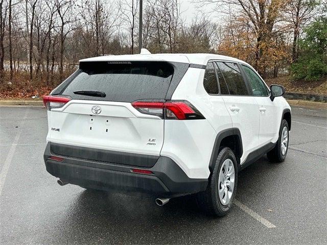 2022 Toyota RAV4 LE 2022 Toyota RAV4 LE