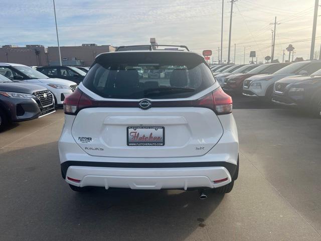 2024 Nissan Kicks SR Xtronic CVT
