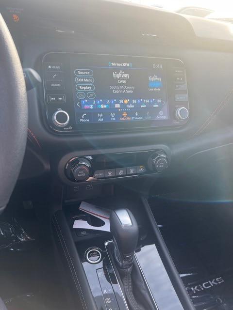 2024 Nissan Kicks SR Xtronic CVT