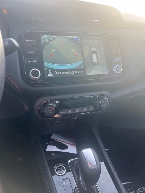 2024 Nissan Kicks SR Xtronic CVT