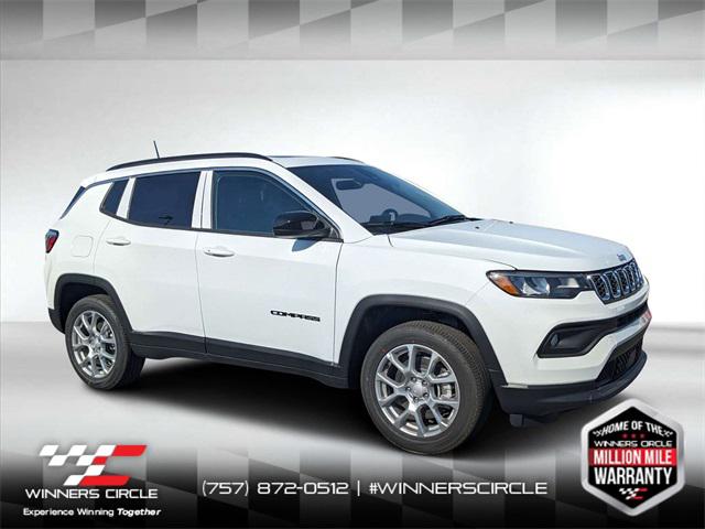 2024 Jeep Compass COMPASS LATITUDE LUX 4X4