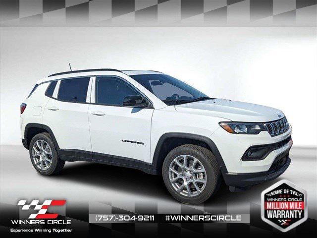 2024 Jeep Compass COMPASS LATITUDE LUX 4X4