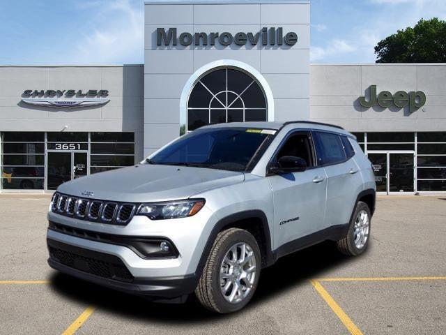 2024 Jeep Compass COMPASS LATITUDE LUX 4X4