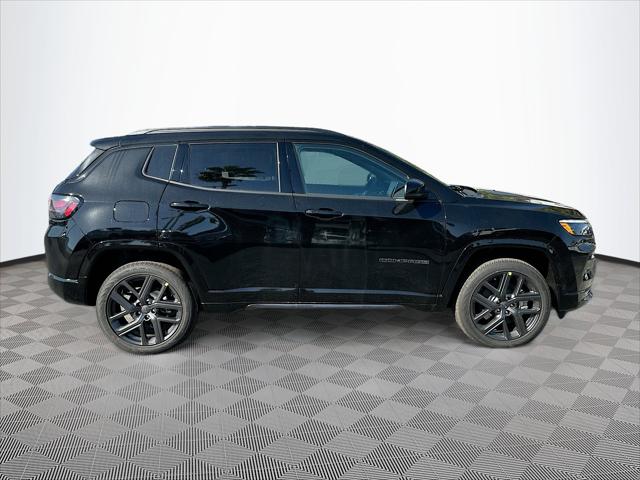 2024 Jeep Compass COMPASS LIMITED 4X4