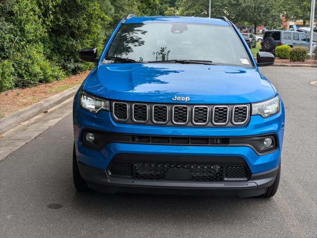 2024 Jeep Compass COMPASS LATITUDE LUX 4X4