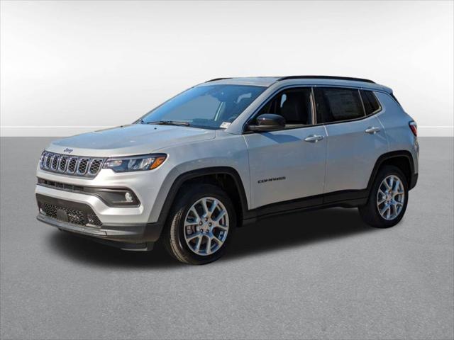 2024 Jeep Compass COMPASS LATITUDE LUX 4X4