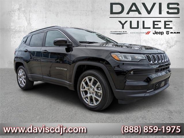 2024 Jeep Compass COMPASS LATITUDE LUX 4X4