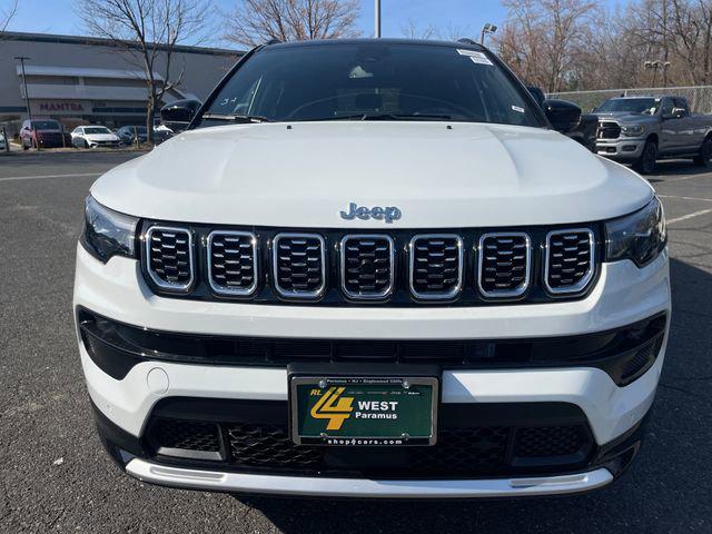 2024 Jeep Compass COMPASS LIMITED 4X4