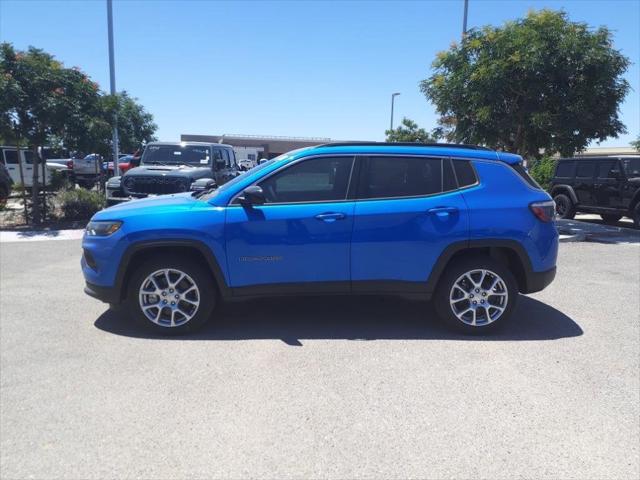 2024 Jeep Compass COMPASS LATITUDE LUX 4X4