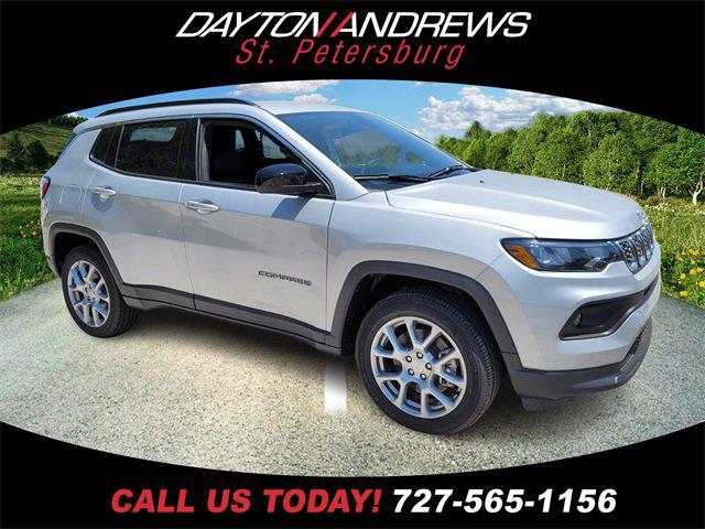 2024 Jeep Compass COMPASS LATITUDE LUX 4X4