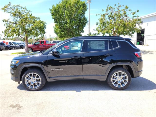 2024 Jeep Compass COMPASS LATITUDE LUX 4X4