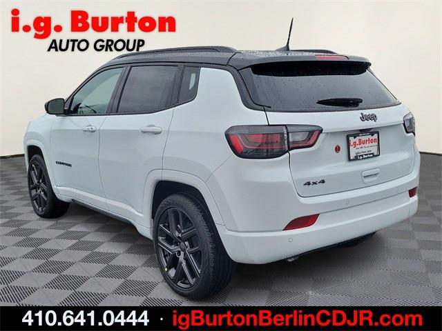 2024 Jeep Compass COMPASS LIMITED 4X4