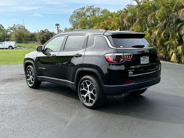 2024 Jeep Compass COMPASS LIMITED 4X4