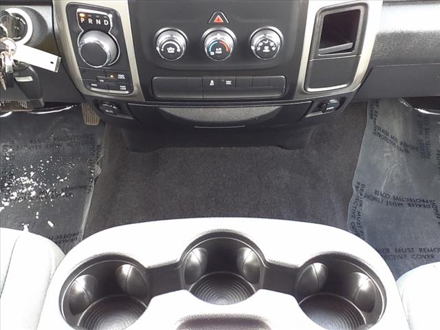 2016 Ram 1500 SLT