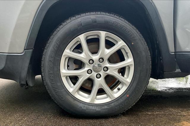 Used 2015 Jeep Cherokee For Sale in Olive Branch, MS