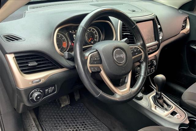 Used 2015 Jeep Cherokee For Sale in Olive Branch, MS