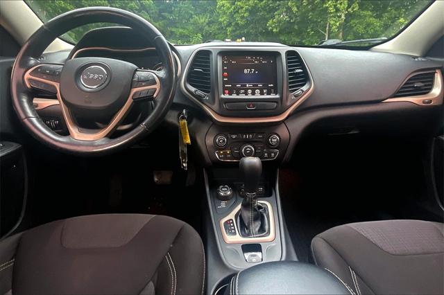 Used 2015 Jeep Cherokee For Sale in Olive Branch, MS