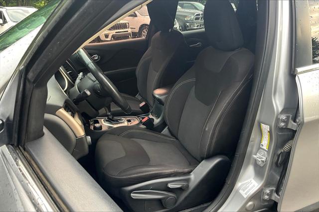 Used 2015 Jeep Cherokee For Sale in Olive Branch, MS