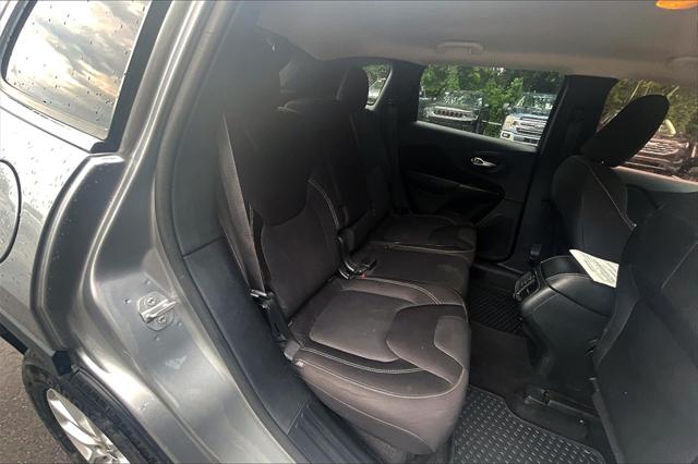 Used 2015 Jeep Cherokee For Sale in Olive Branch, MS