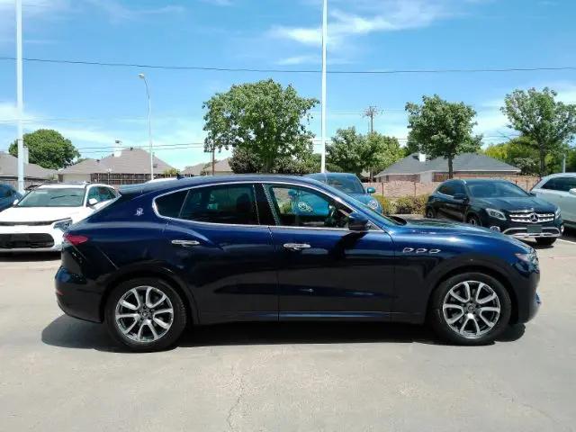 2021 Maserati Levante Standard