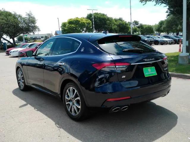2021 Maserati Levante Standard