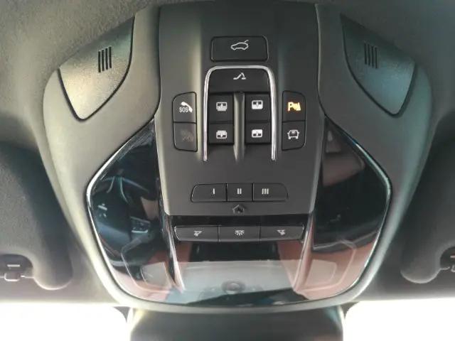 2021 Maserati Levante Standard