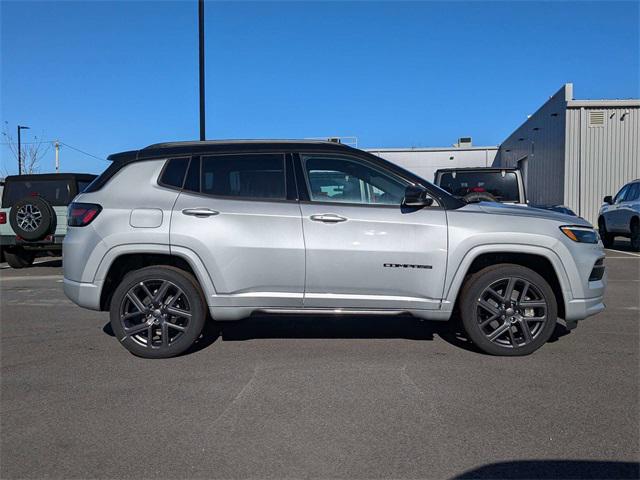 2024 Jeep Compass COMPASS LIMITED 4X4