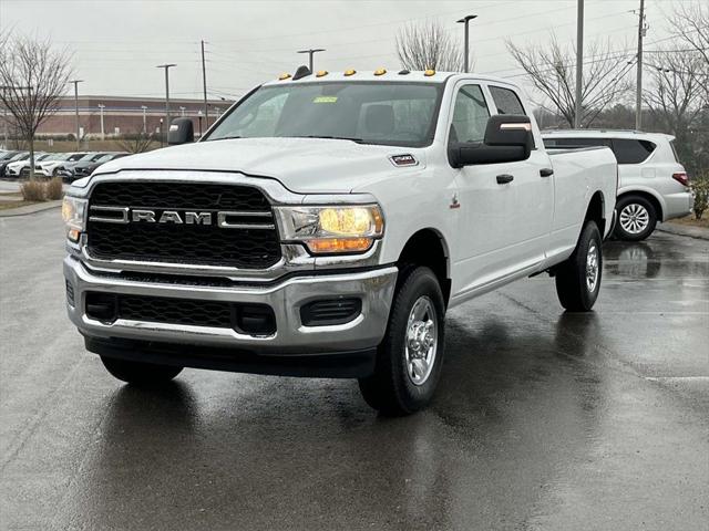 2024 RAM Ram 2500 RAM 2500 TRADESMAN CREW CAB 4X4 8 BOX