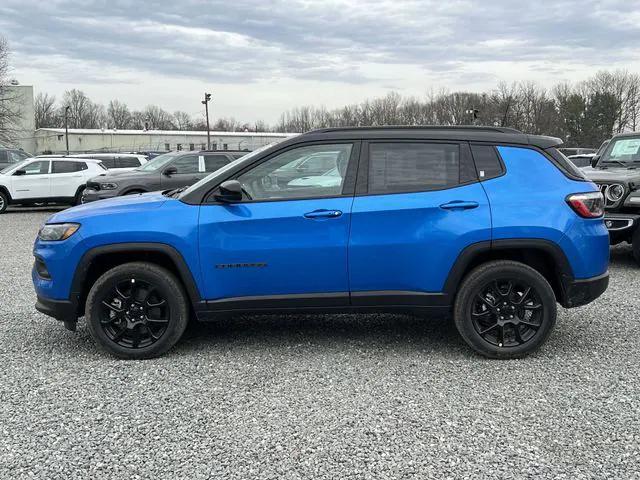 2024 Jeep Compass COMPASS LATITUDE 4X4