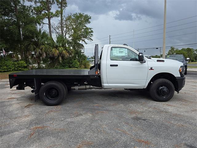 2024 RAM Ram 3500 Chassis Cab RAM 3500 TRADESMAN CHASSIS REGULAR CAB 4X4 60 CA