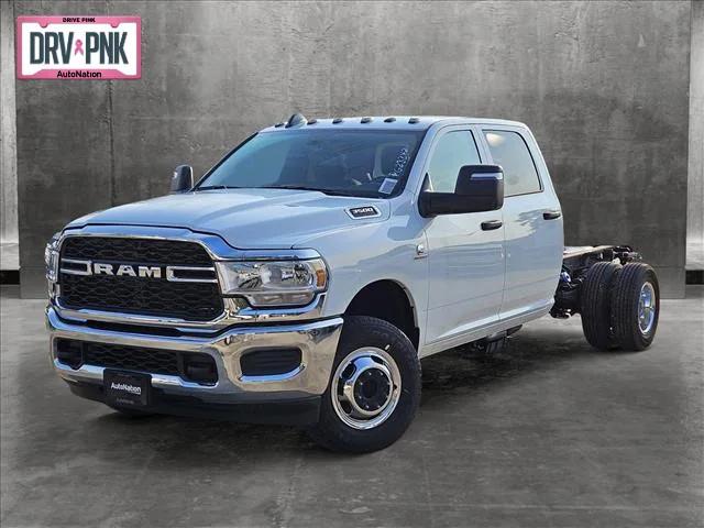 2024 RAM Ram 3500 Chassis Cab RAM 3500 TRADESMAN CREW CAB CHASSIS 4X4 60 CA