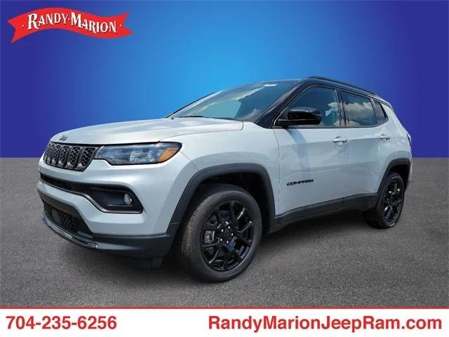 2024 Jeep Compass COMPASS LATITUDE 4X4