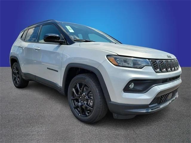 2024 Jeep Compass COMPASS LATITUDE 4X4