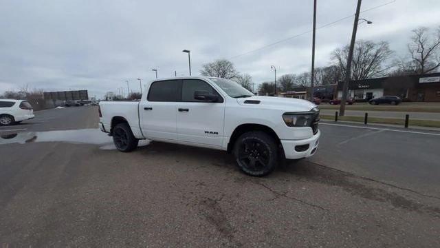 2024 RAM Ram 1500 RAM 1500 BIG HORN CREW CAB 4X4 57 BOX