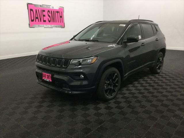 2024 Jeep Compass COMPASS LATITUDE 4X4