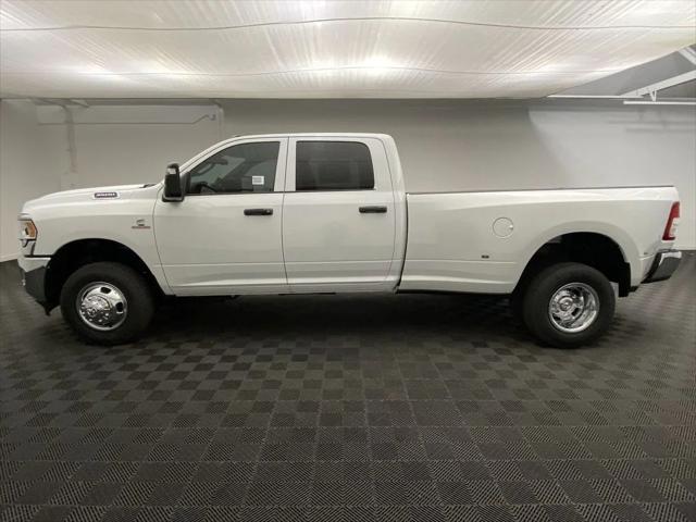 2024 RAM Ram 3500 RAM 3500 TRADESMAN CREW CAB 4X4 8 BOX