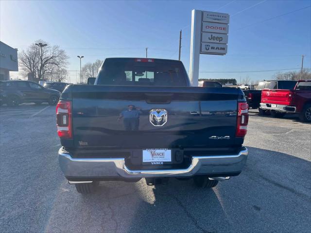 2024 RAM Ram 2500 RAM 2500 TRADESMAN CREW CAB 4X4 64 BOX