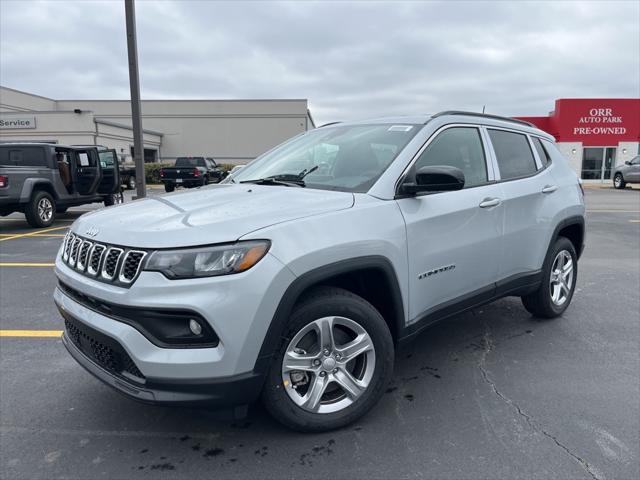 2024 Jeep Compass COMPASS LATITUDE 4X4