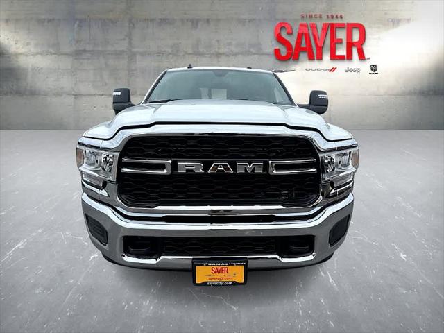 2024 RAM Ram 3500 RAM 3500 TRADESMAN CREW CAB 4X4 8 BOX