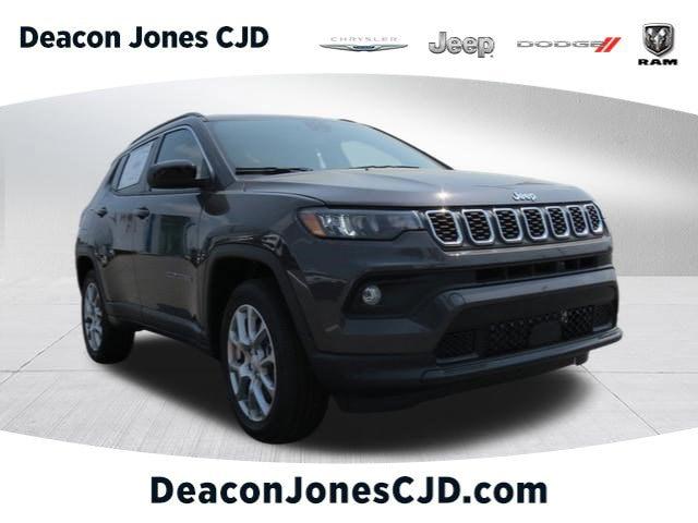 2024 Jeep Compass COMPASS LATITUDE LUX 4X4