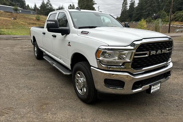 2024 RAM Ram 3500 RAM 3500 TRADESMAN CREW CAB 4X4 8 BOX