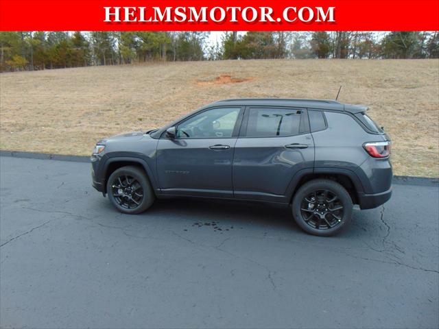 2024 Jeep Compass COMPASS LATITUDE 4X4